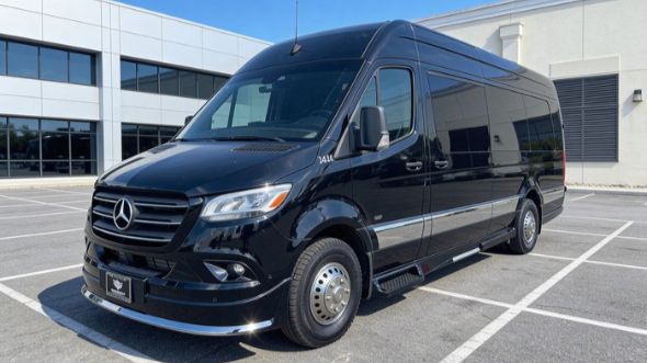 10 passenger sprinter van norfolk
