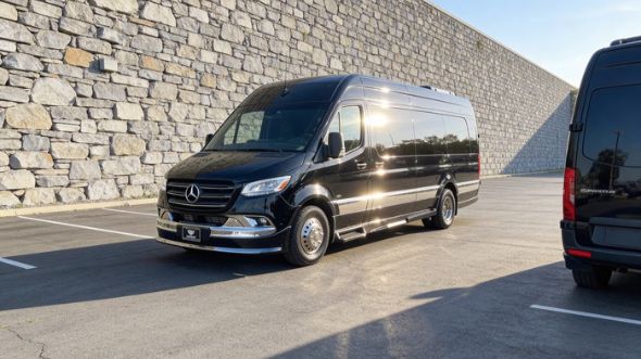 hampton corporate sprinter van service