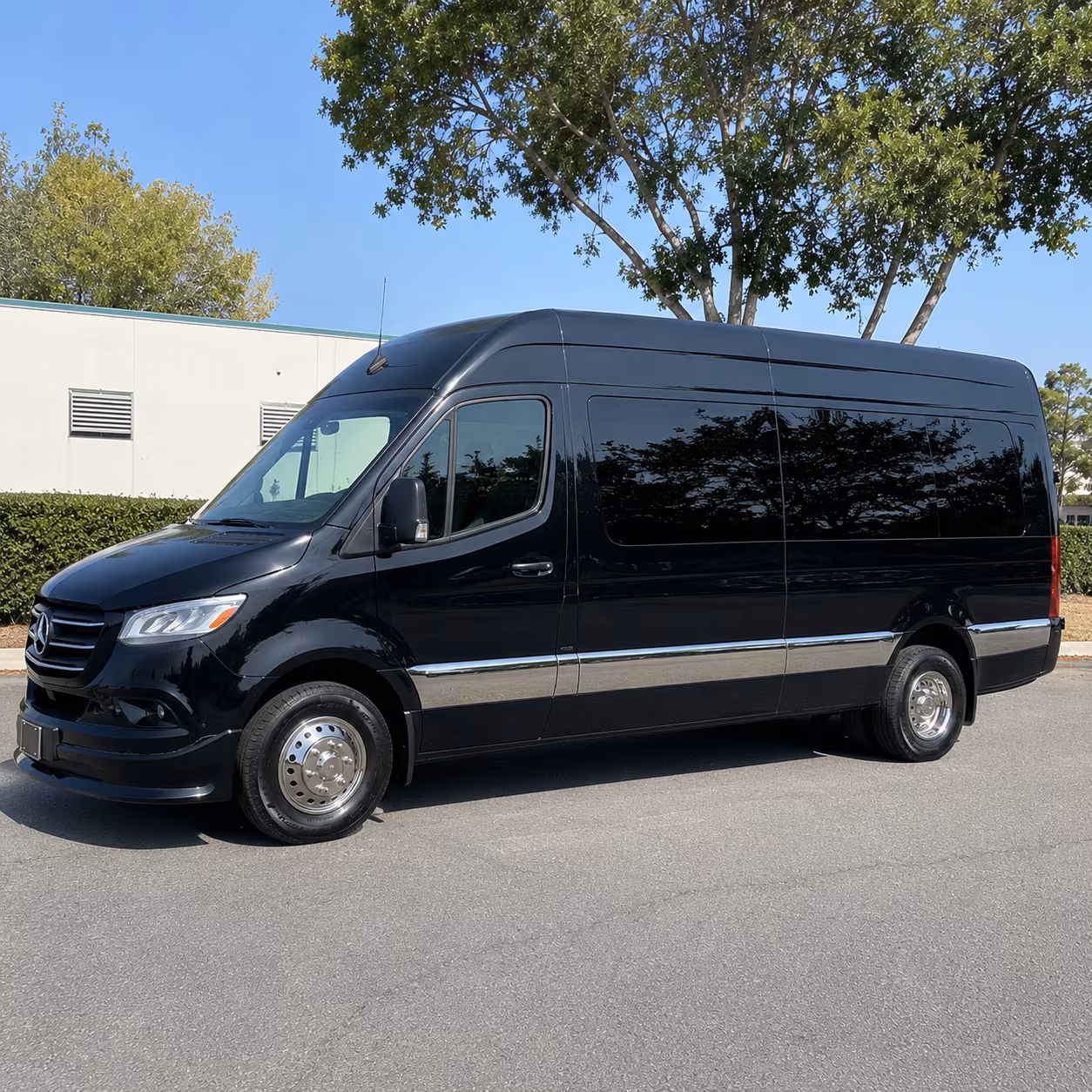 find the perfect transportation for your next airport transfer 5