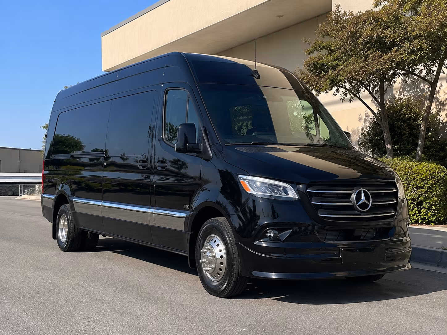 sprinter van rentals for bands groups and vip groups moving through norfolk
